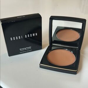 Bobbi Brown Bronzing Powder – Golden Tan  – New Authentic